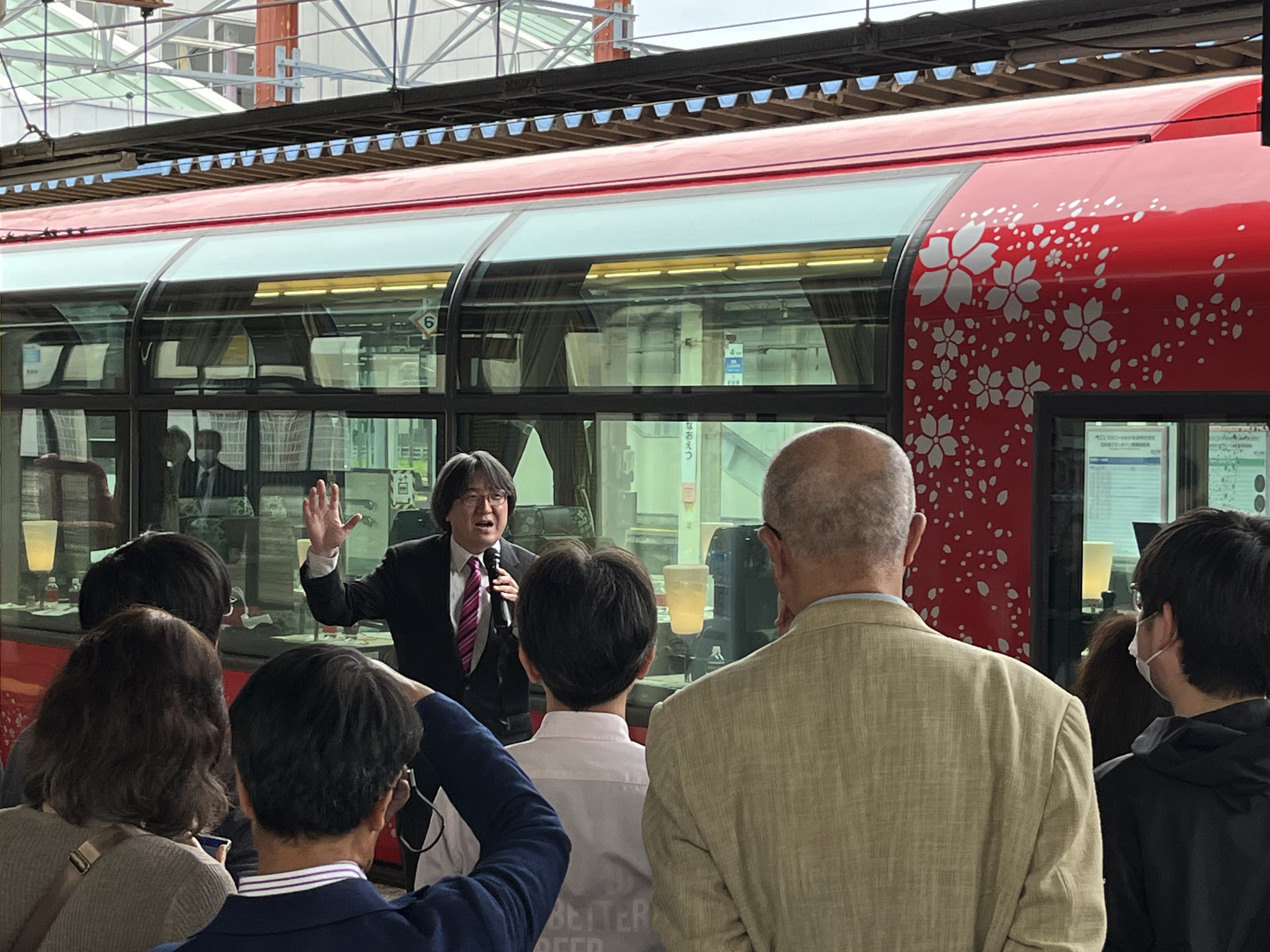 祝 雪月花10周年記念セレモニーを開催しました！ | えちごトキめき鉄道